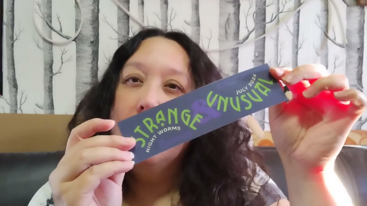 Night Worms Creepy Book Monthly Subscription Unboxing and a spooky story...