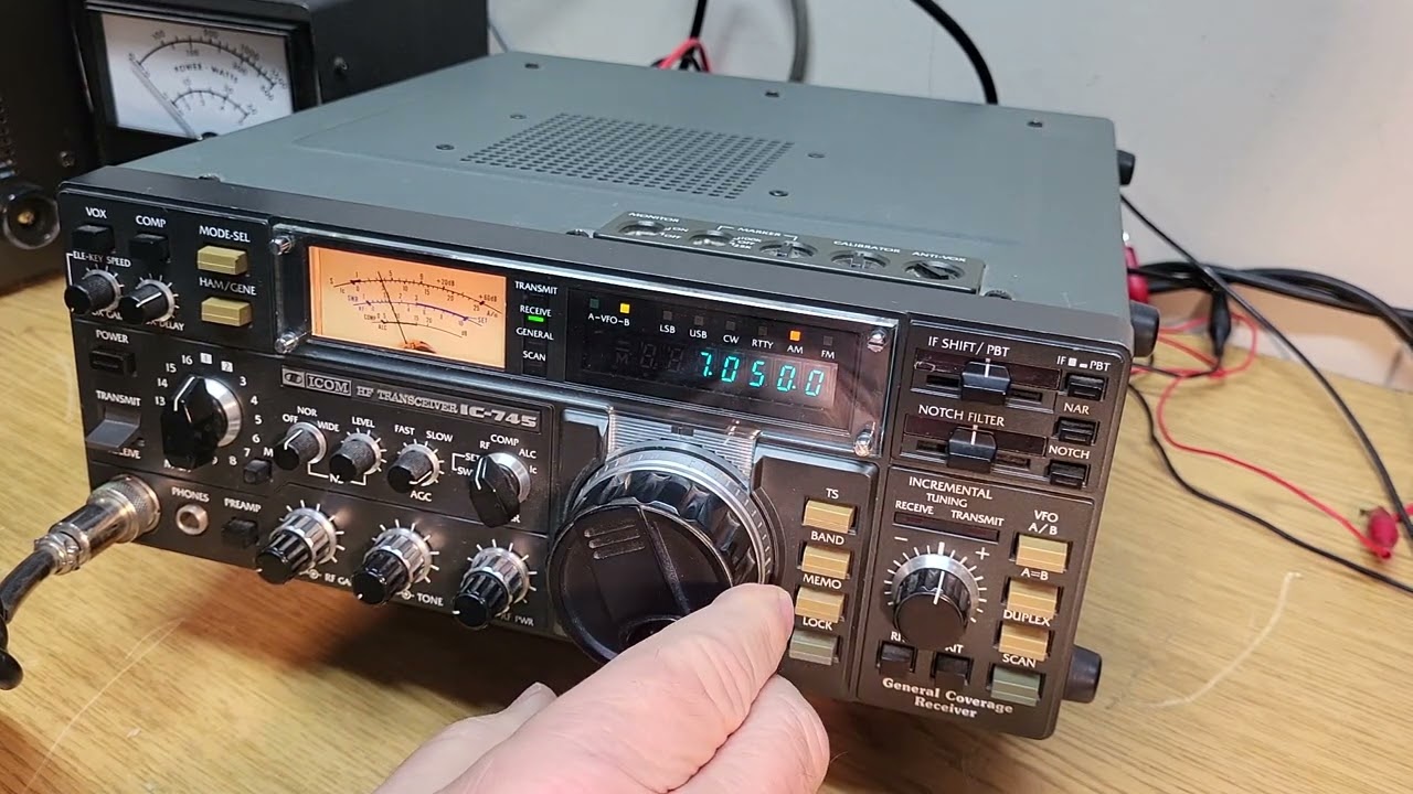 Icom IC-745 HF Transceiver
