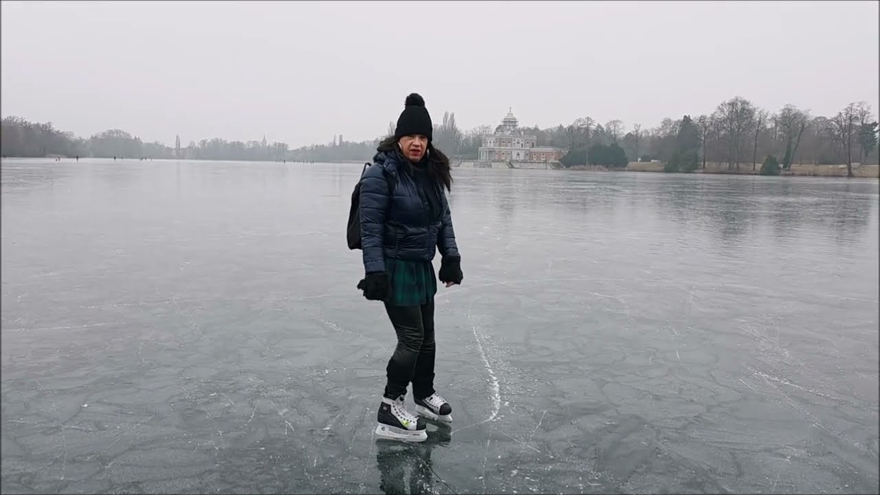 Eislaufen auf dem Heiligen See in Potsdam 01/2026 (26-09-fk1-7)