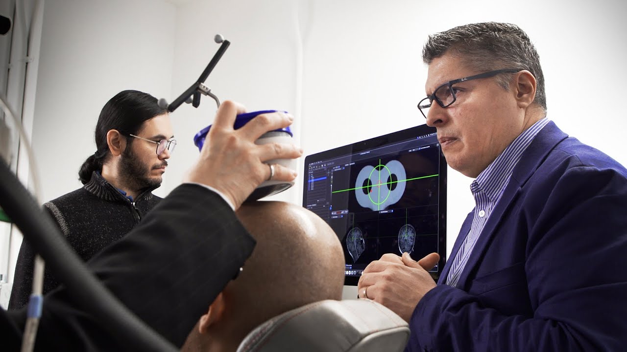 How ultrasound waves are transforming brain therapy