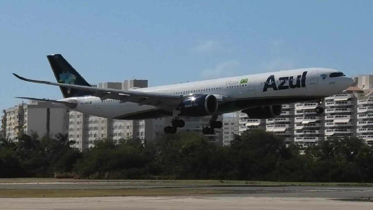 San Juan Airport: 1st Airbus A330neo in Puerto Rico!