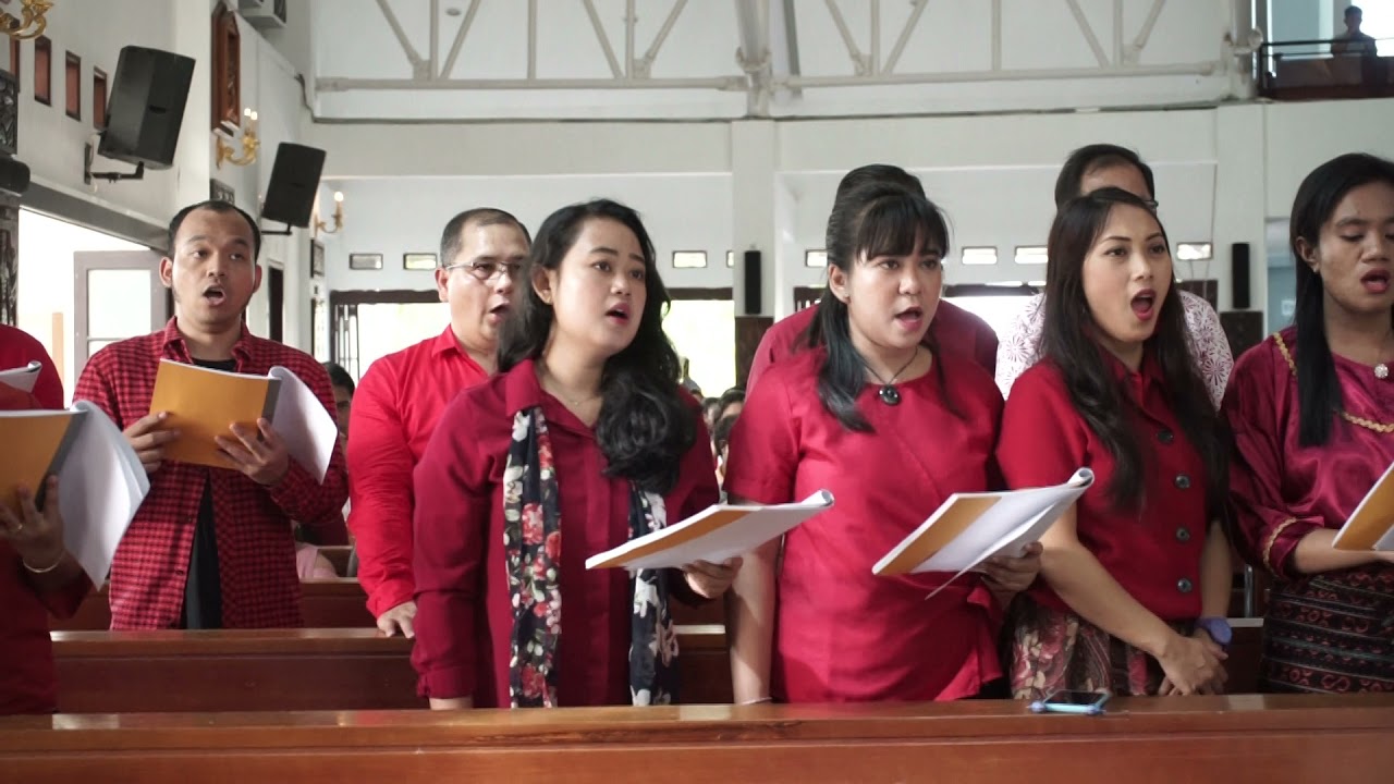 KYRIE ORDINARIUM MARIA REGINA PACIS || Gereja Katedral Tiga Raja Timika