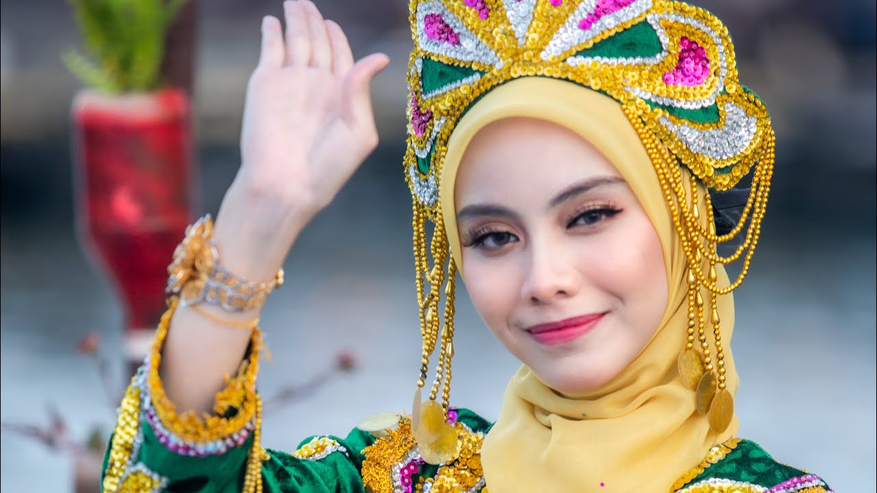 IGAL KREASI RATU LEPA (BOLA&rsquo; BOLA&rsquo;)