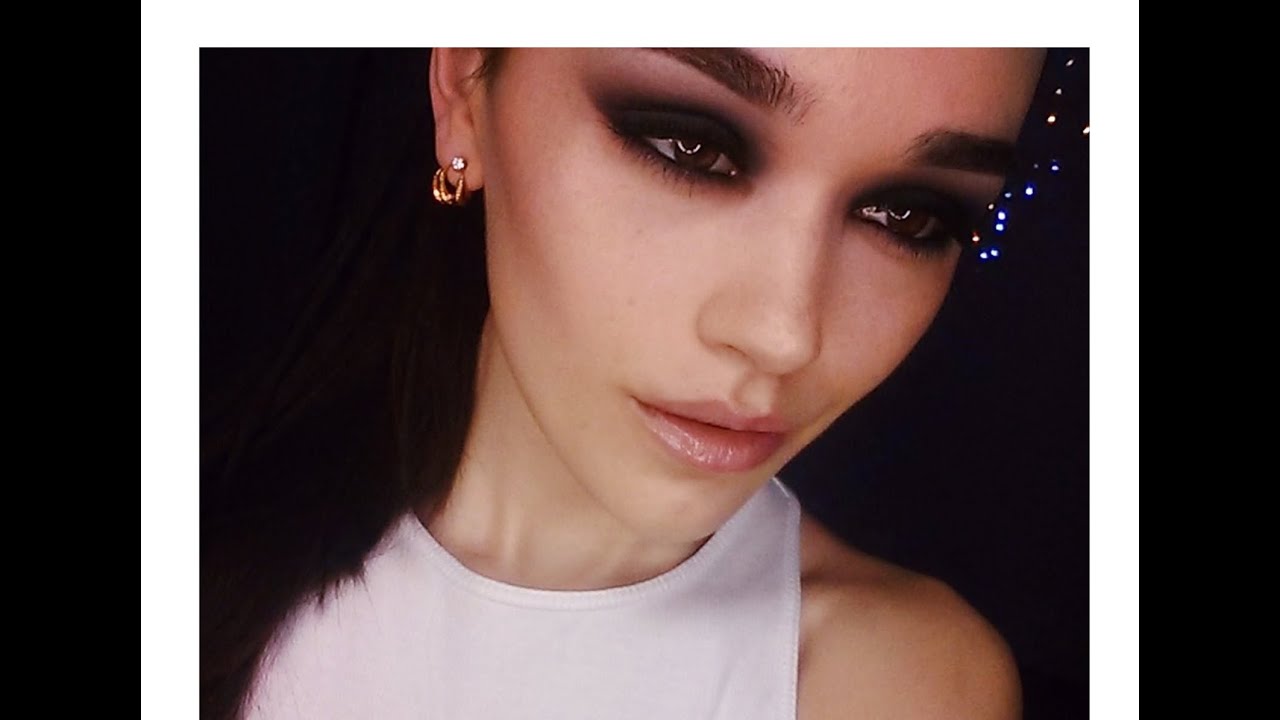 Black Smokey eyes