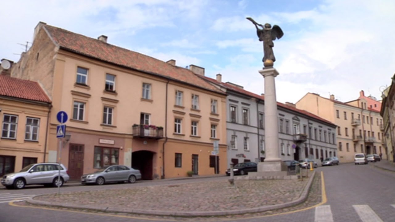 Vilnius - Lituania | Conoce el antiguo barrio jud&iacute;o Uzupis | Mam&aacute; t&uacute; no mires