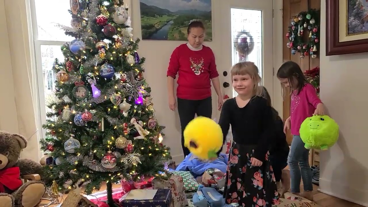 Christmas Day 2023. Opening presents.