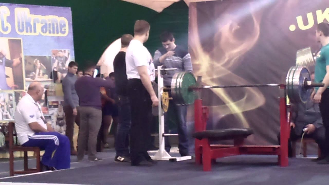 Налейкин Сергей жим 320кг при весе 81кг