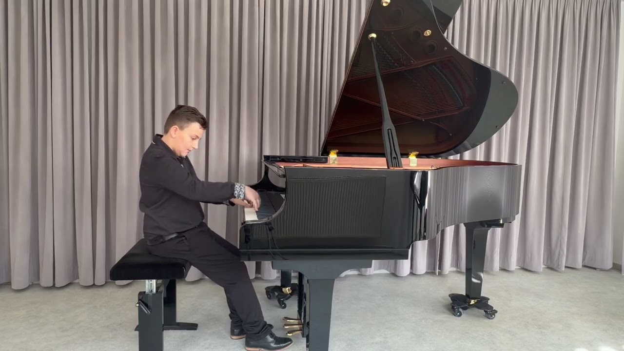 Gioele Luciano Infurna, 10 J. W.A.Mozart (1756-1791) Sonate facile KV 545 C-Dur 1.Satz Allegro