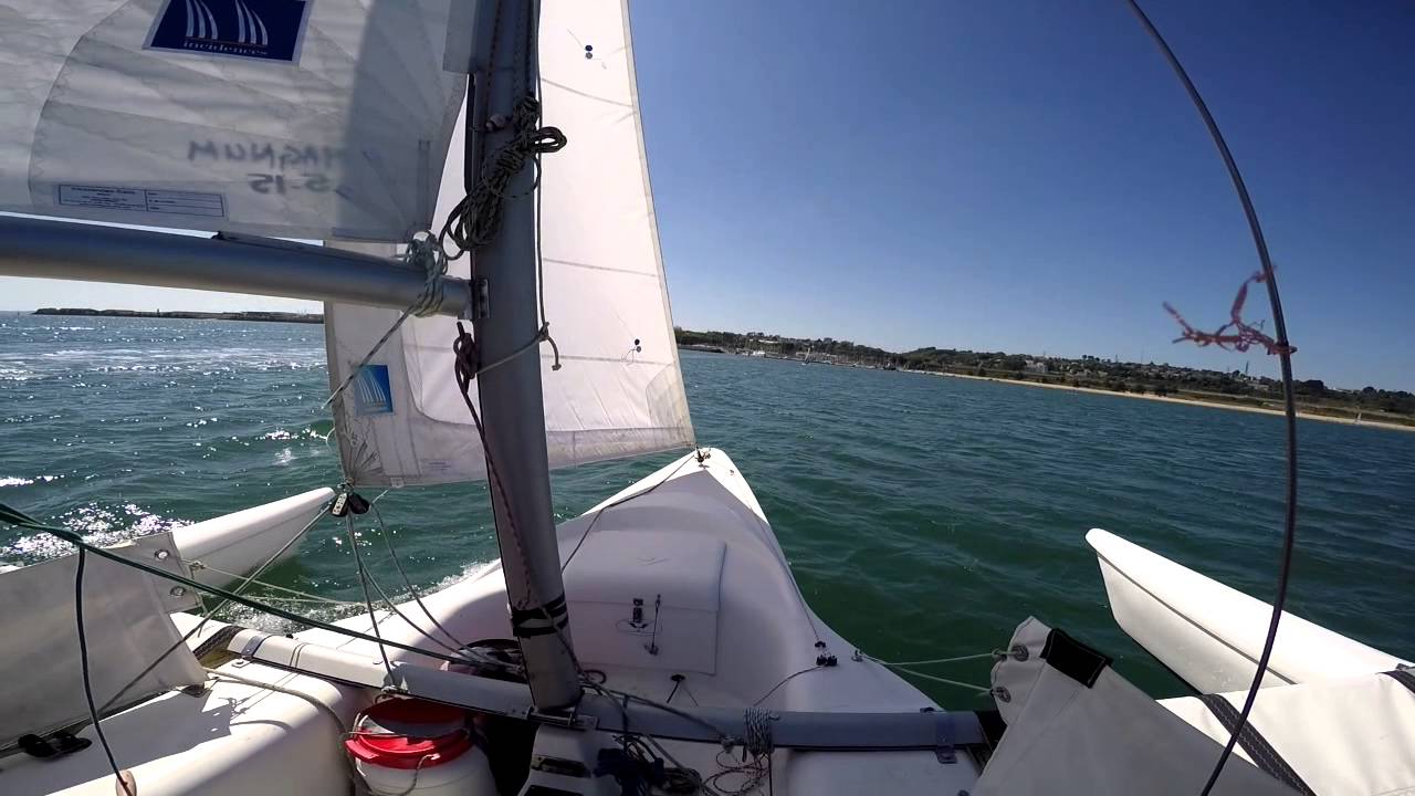 Splashelec // Fabrice barre un voilier Trimaran Magnum 21
