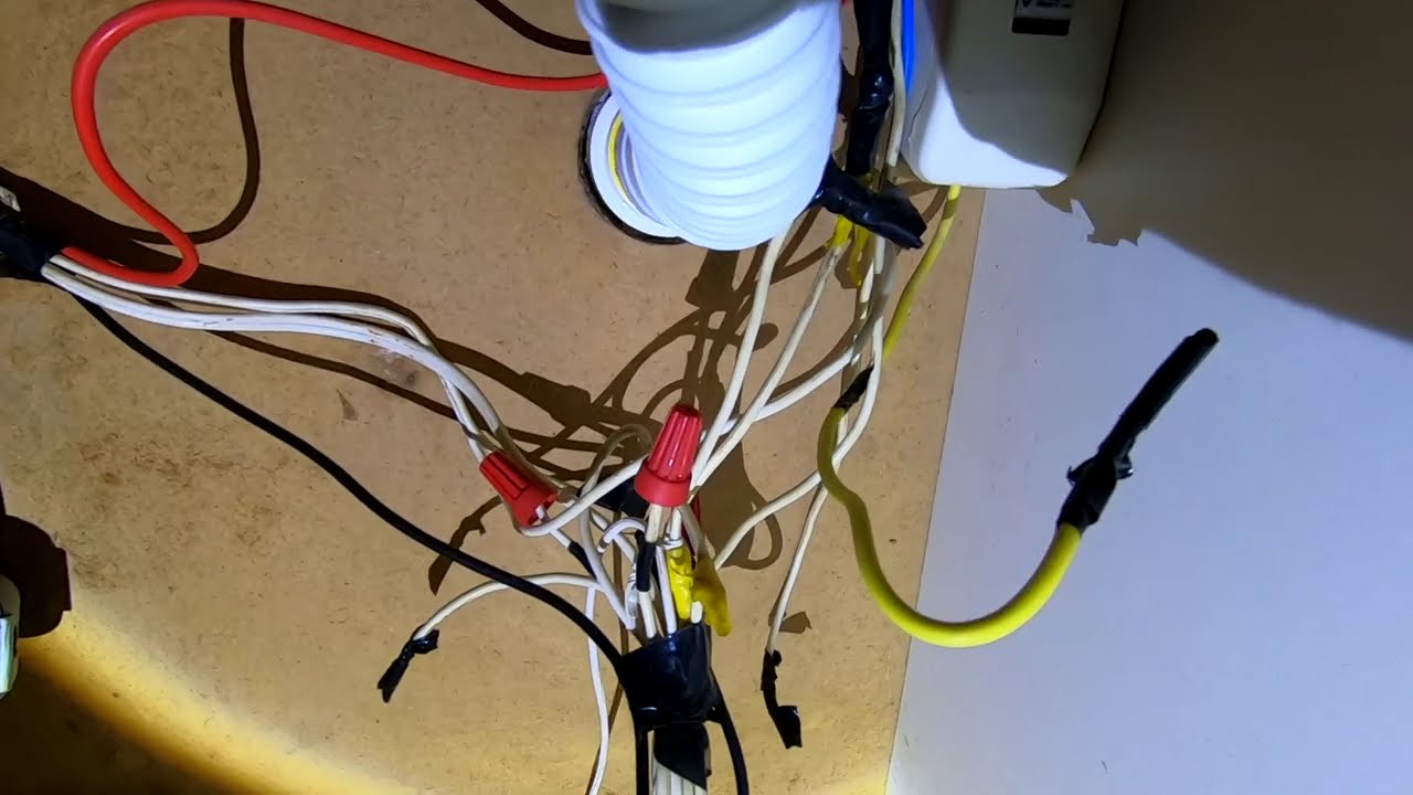 É INCRÍVEL o que ENCONTRAMOS nas Instalações Elétricas nos Serviços do Dia a Dia do Eletricista