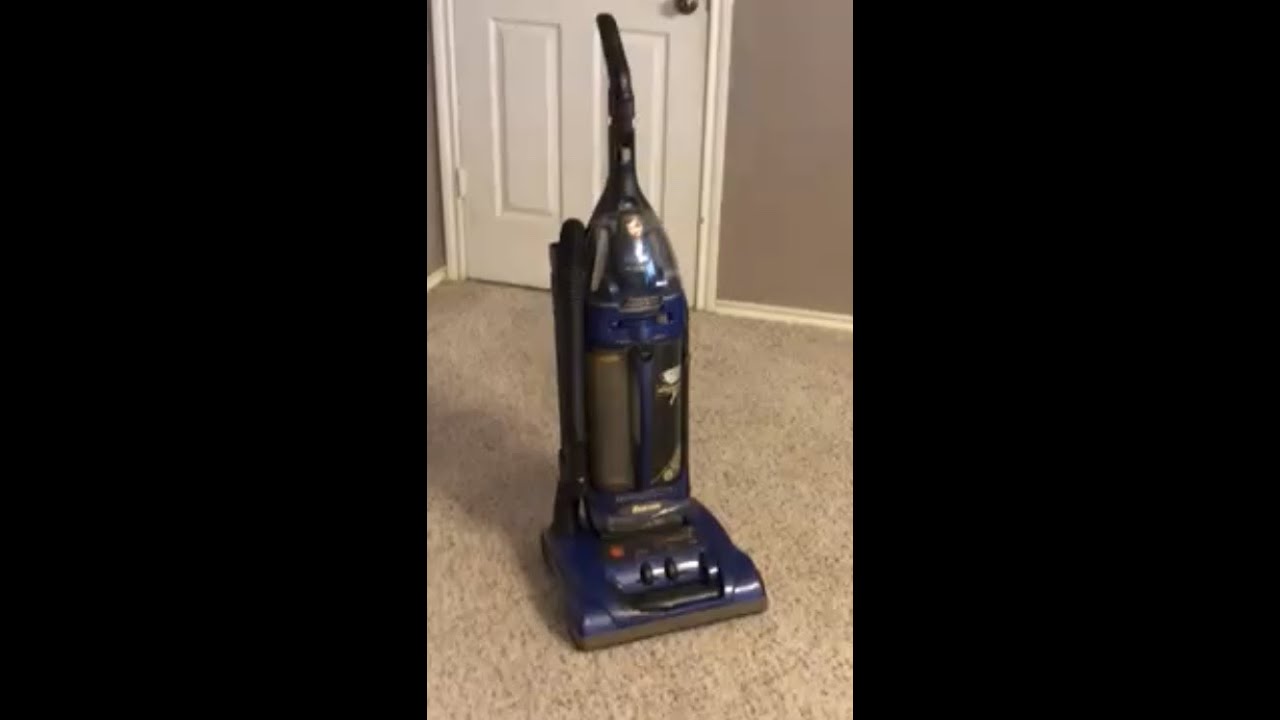 Hoover Windtunnel Bagless Self Propelled U6616-900 Upright Vacuum