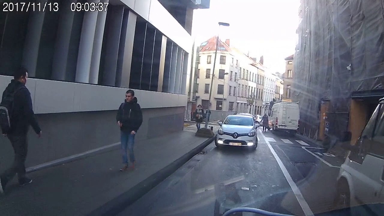 20171113 geparkeerd op rijstrook