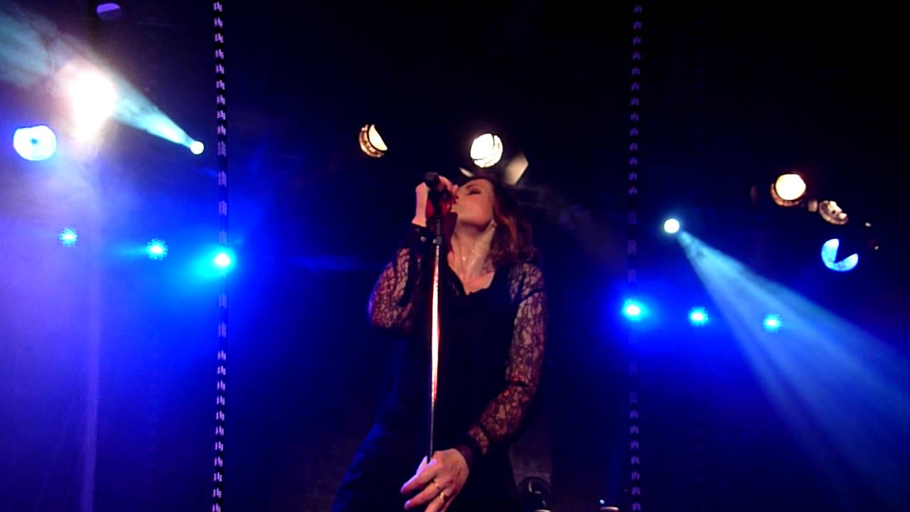 Alison Moyet - Don't Go - Roundhouse Studio Theatre 8 - 06 - 2016