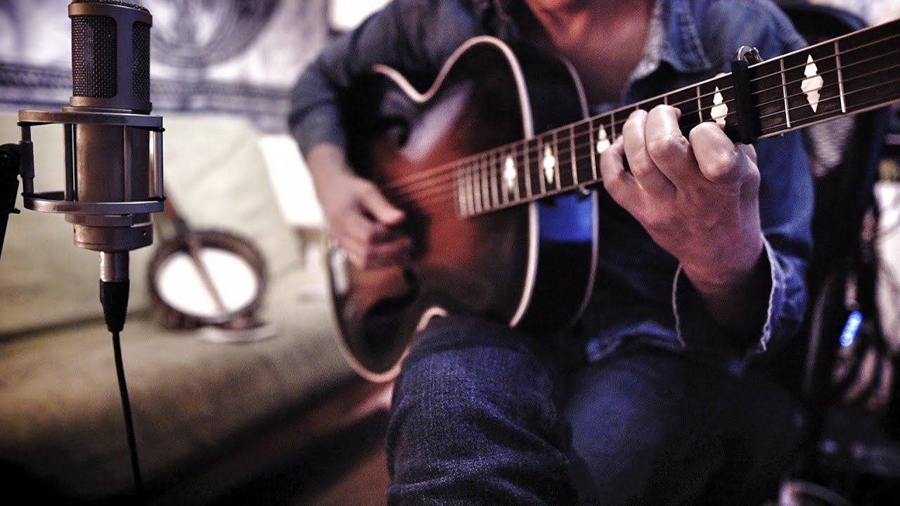 Norman Blake's 1940 Epiphone Triumph Archtop   -Thomm Jutz