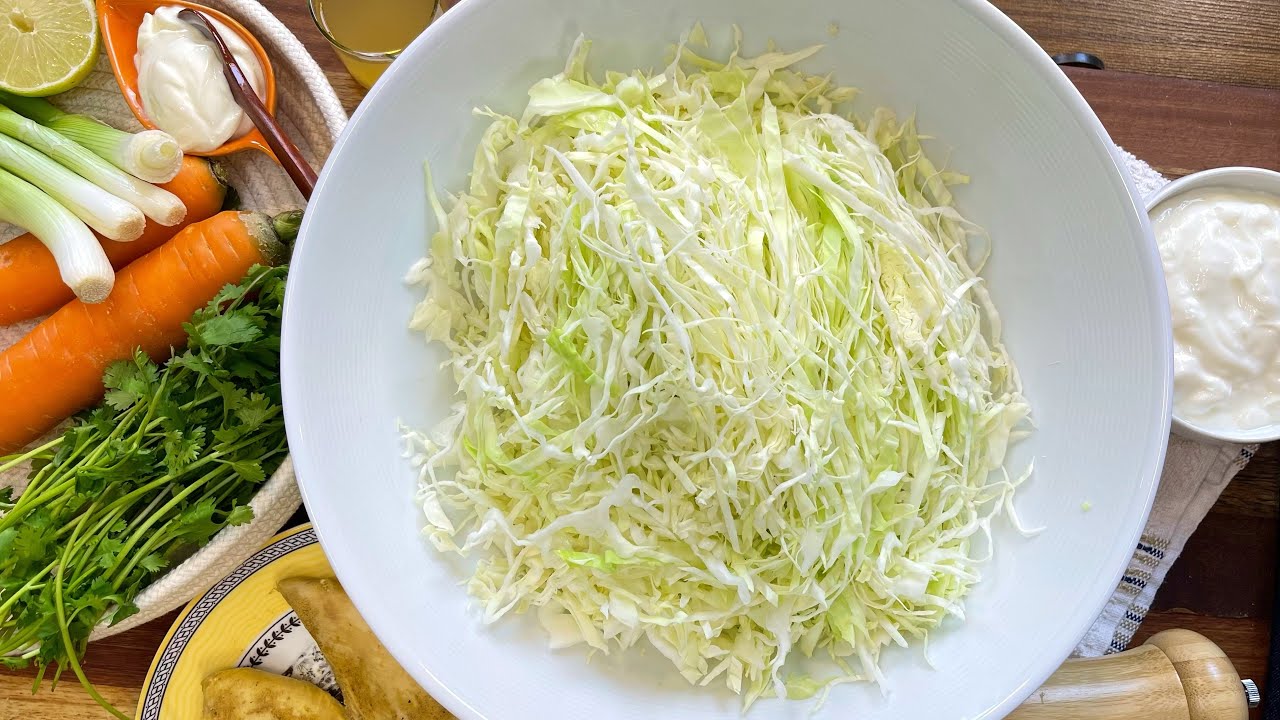 How to make a tasty Cabbage Salad/ easy recipe & so delicious/ Cabbage and Chicken salad 🥗