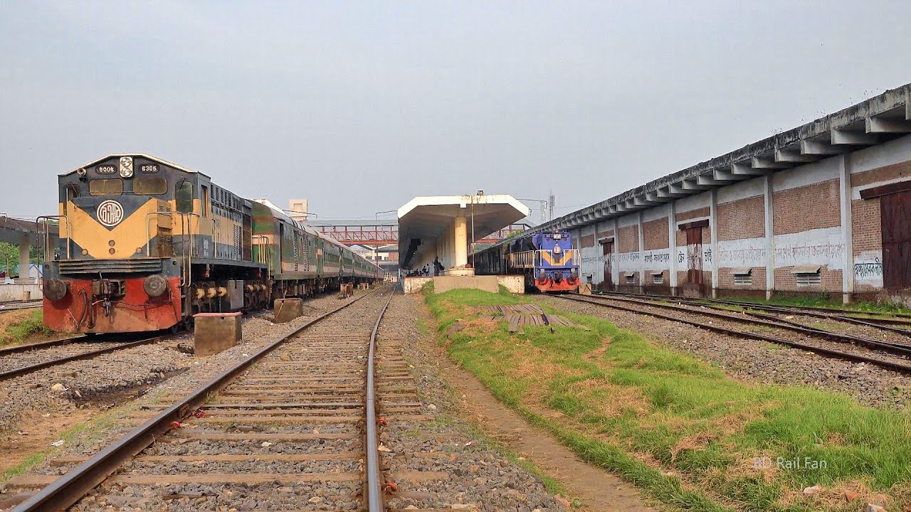 Long route running Banalata Express Train departing Rajshahi Railway Station | Chapainawabganj-Dhaka