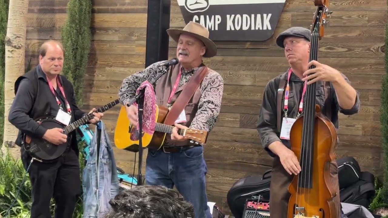 Bluegrass Country with violin solo at natural products expo west. 