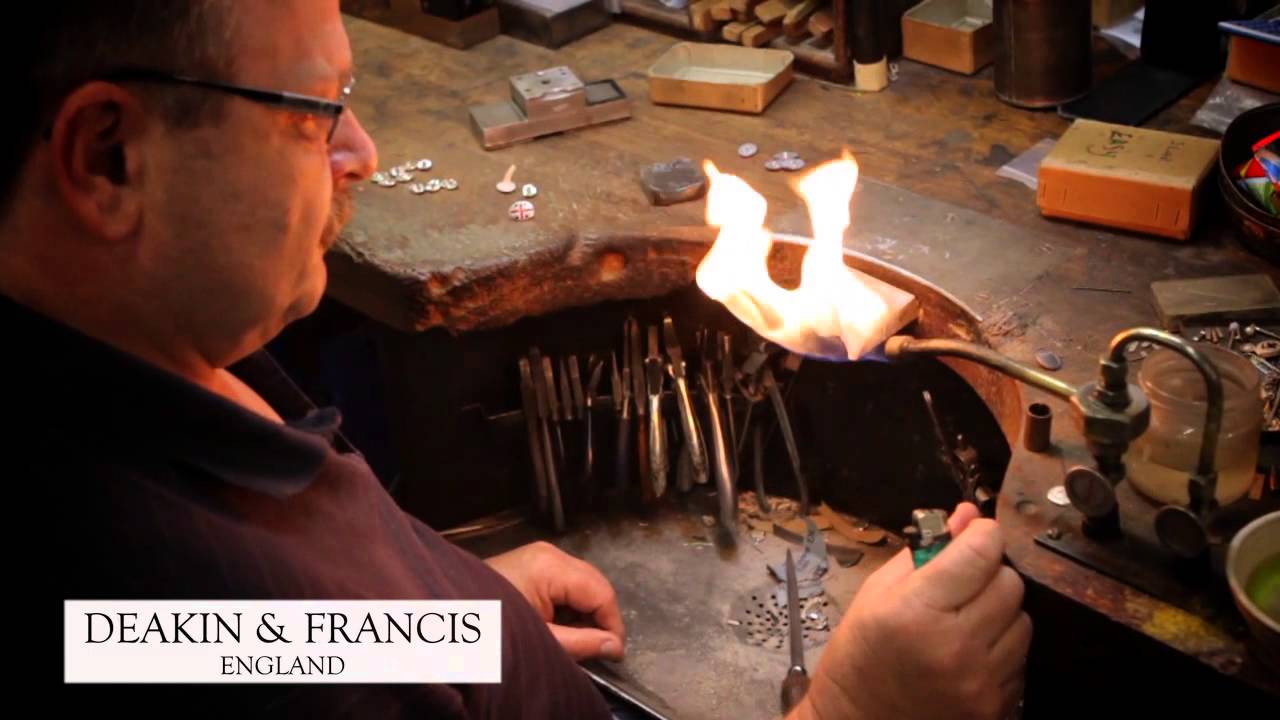 Deakin & Francis Video 'See how your cufflinks are made.'