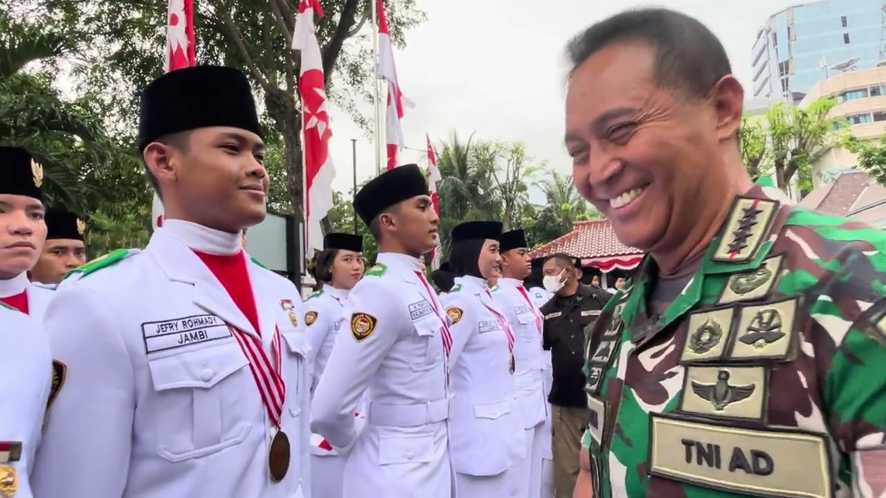 PASKIBRAKA 2022 bersama PANGLIMA TNI ANDIKA PERKASA