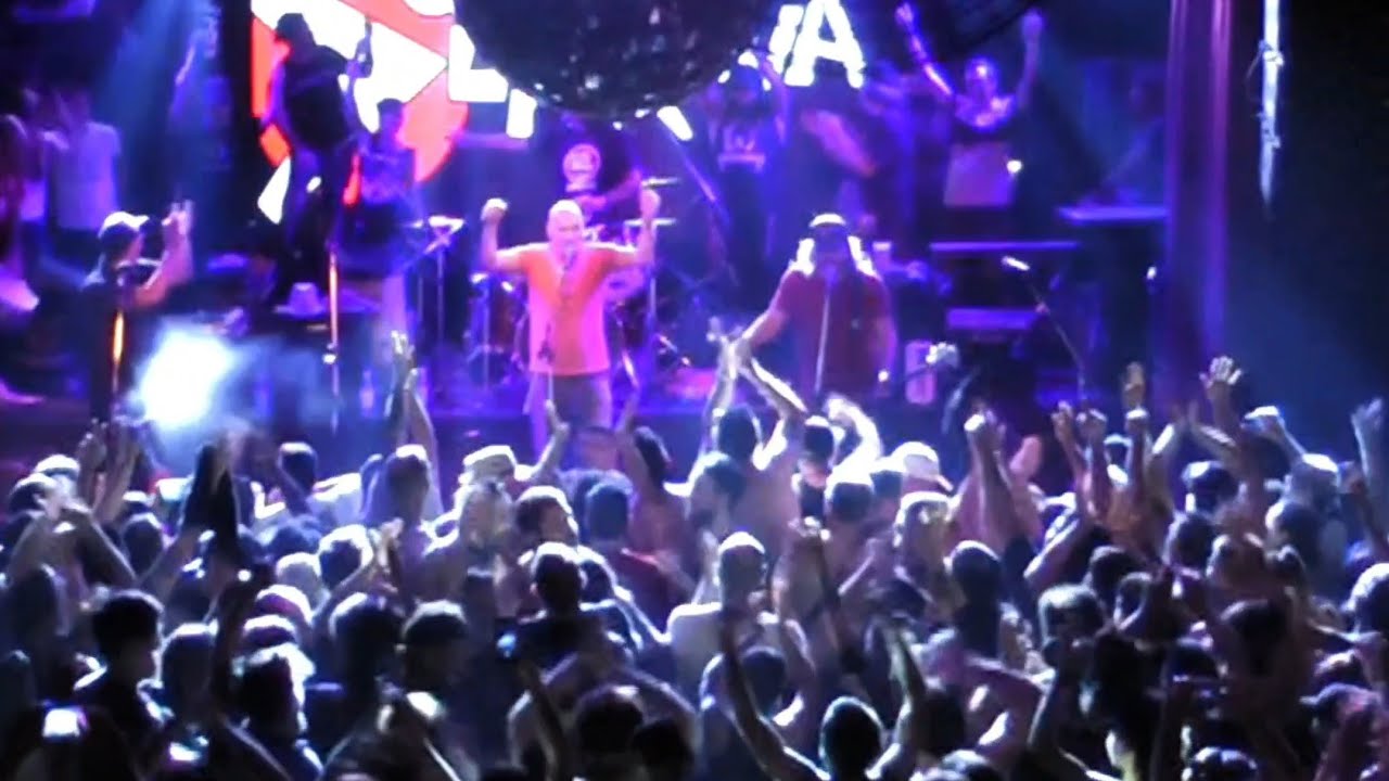 Superuva - Campeón Mundial - Inv Saltimbanki Percusión - En Vivo (Festejo de Los 30 y Pico)