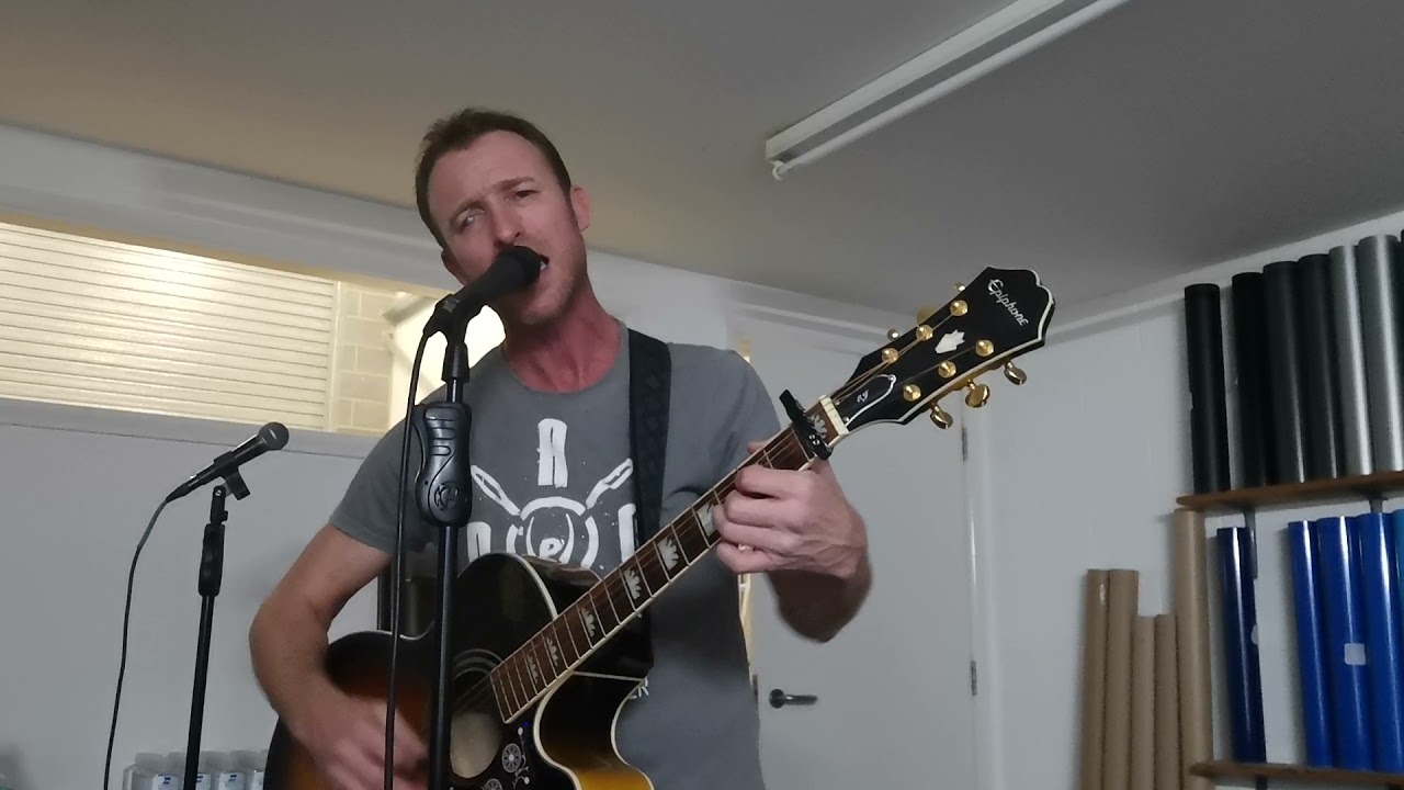 Sugar - Robin Schulz / Francesco Yates cover - acoustic & Boss loop station