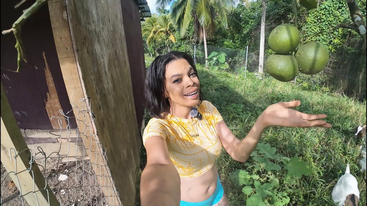 Farmer Girl Jess  is live
