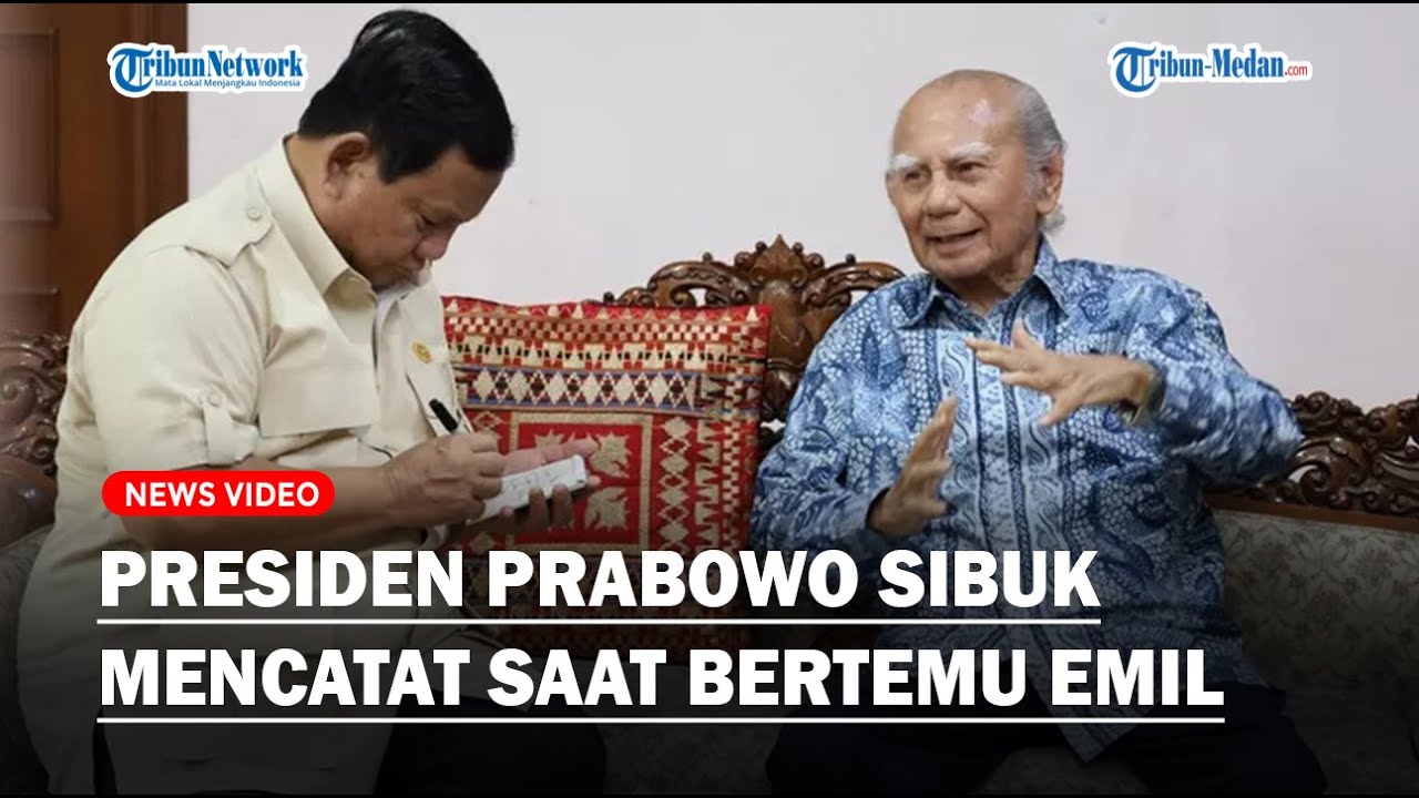 Momen Presiden Prabowo Subianto Sibuk Mencatat saat Bertemu Emil Salim, Ini Pesannya!