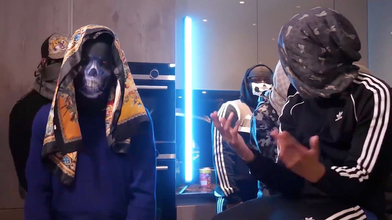 #MaliStrip Richi x RondoMontana x Concern x Ridla - MaliStrip Cypher (Music Video) prod. by Jesaint