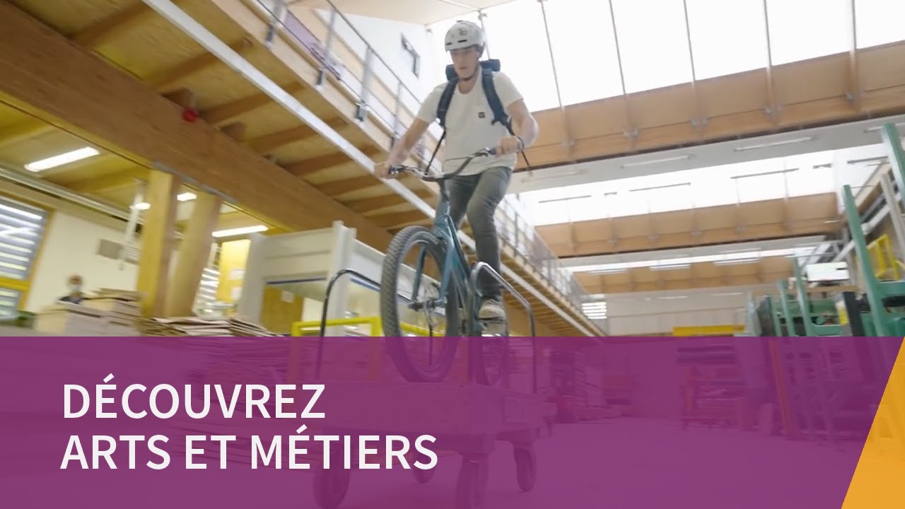 Visite du campus Arts et Métiers de Cluny par Nicolas Fleury