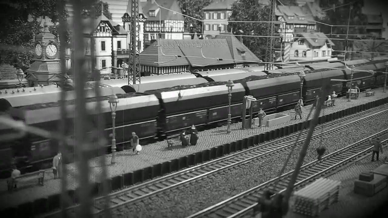 Reichsbahn.nl - Twee E94's met een zware ertstrein