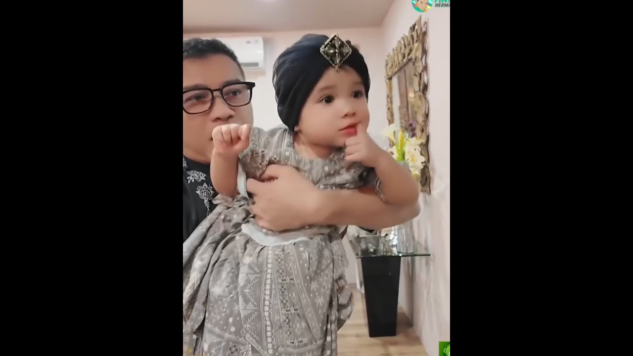 Adek zuya bikin para artis salfok di cinere!