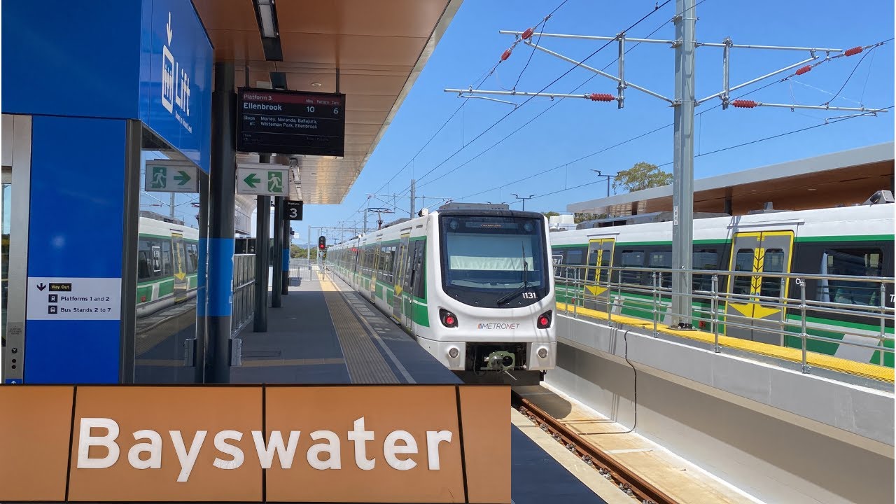 Trains at Bayswater Station
