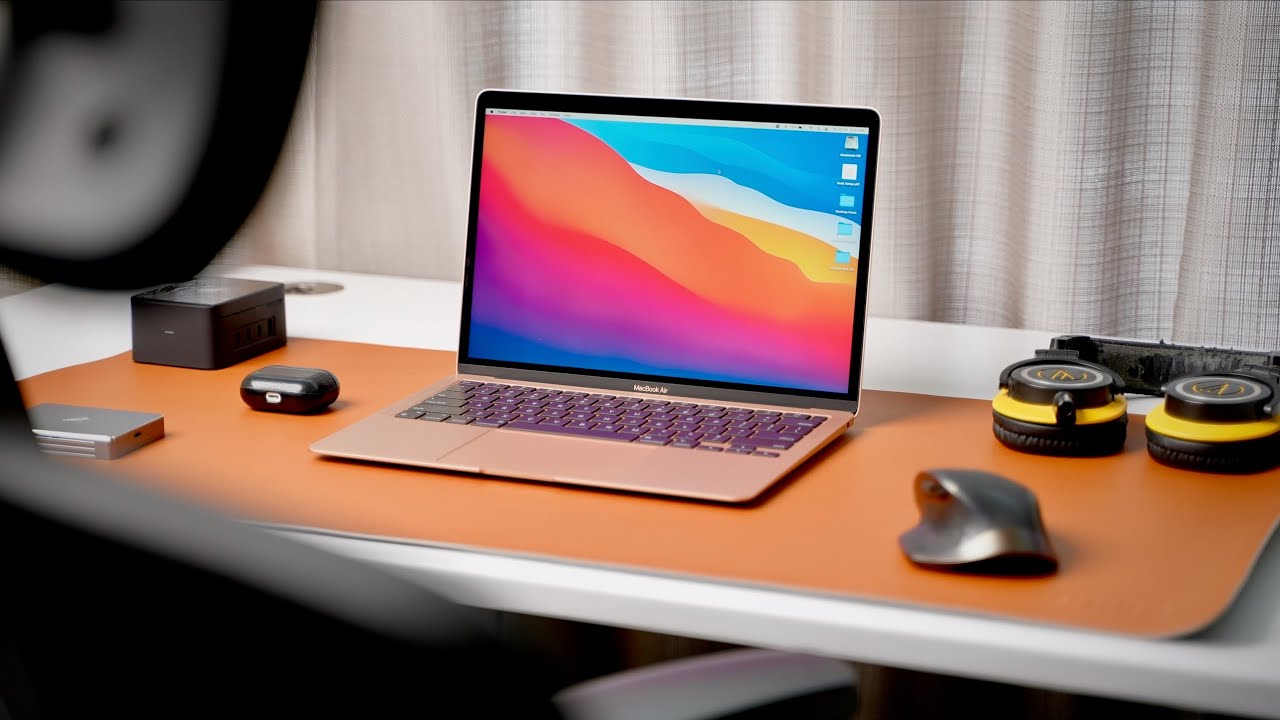 M1 Macbook Air Desk Setup 2025 - Clean & Minimal