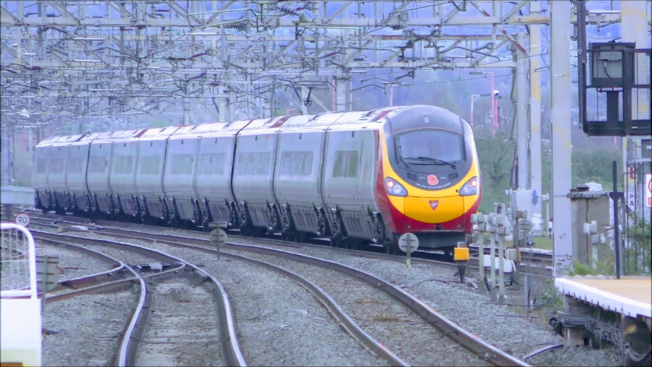 Trains at Watford Junction, WCML | 12/04/19