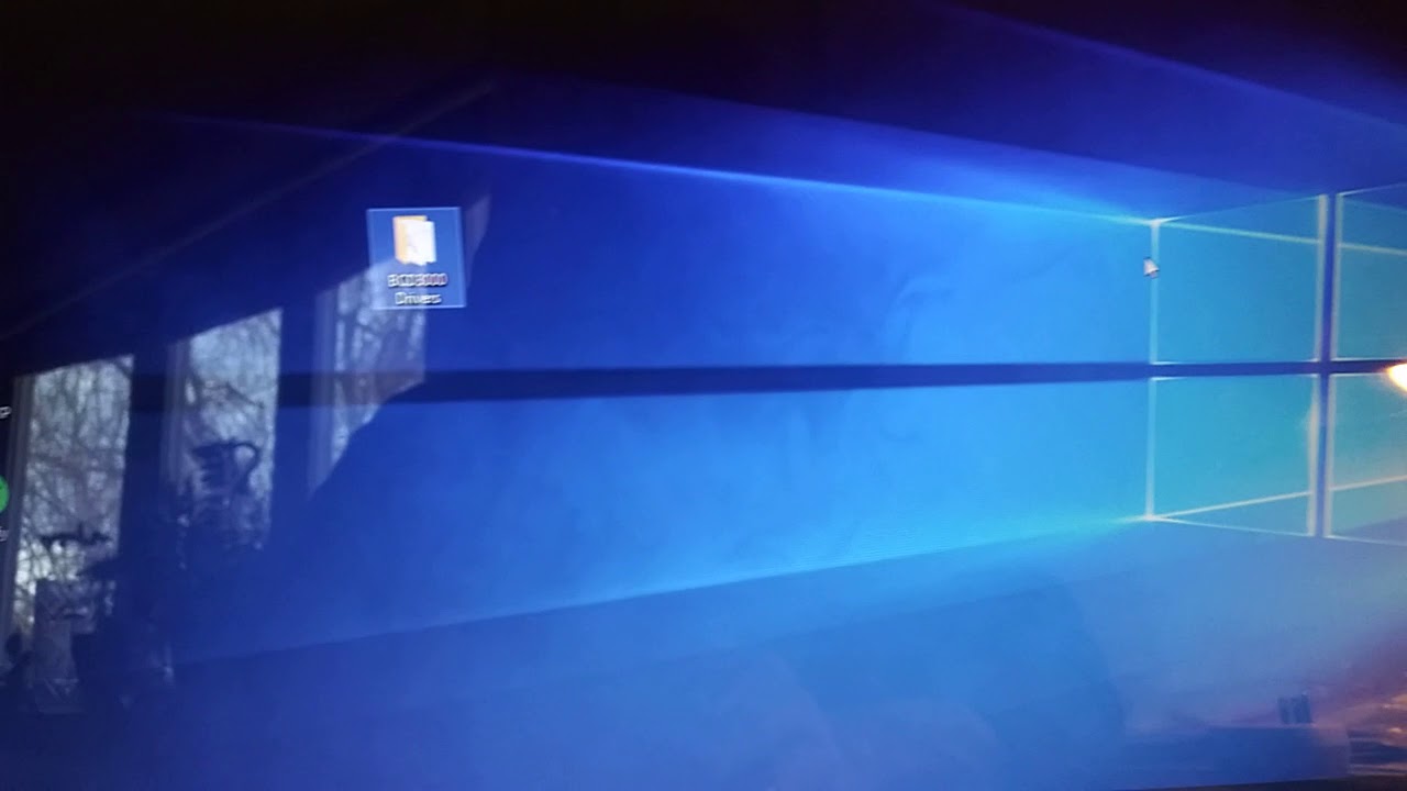 BCD3000 Behringer works with Windows 10 x64 and Algoriddim DJay 2 with Spotify