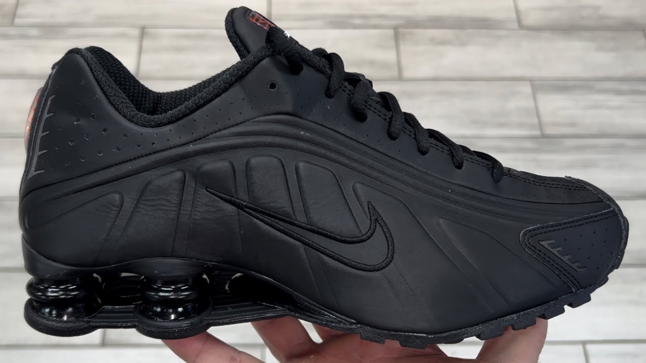 Nike Shox R4 Black Womens Shoes
