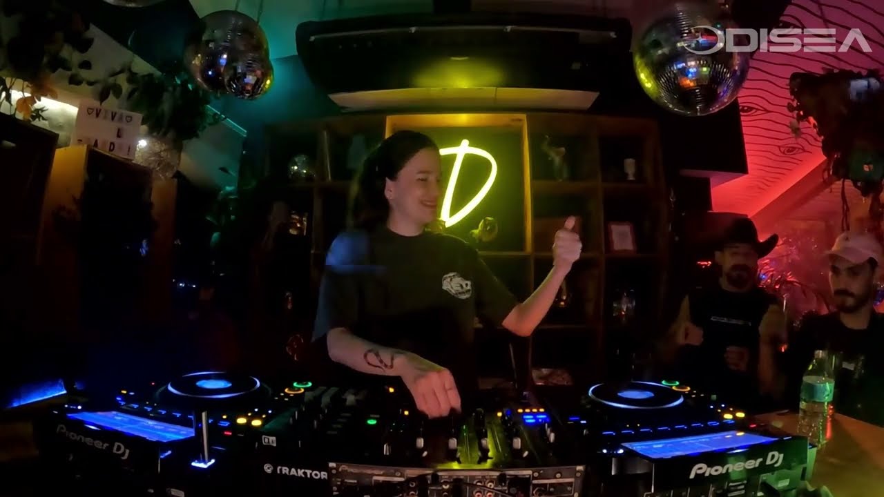 Classic house mix by Flor Capistran | Flor Capistran X Odisea Showcase at Dandy Social Club Ver, Mx