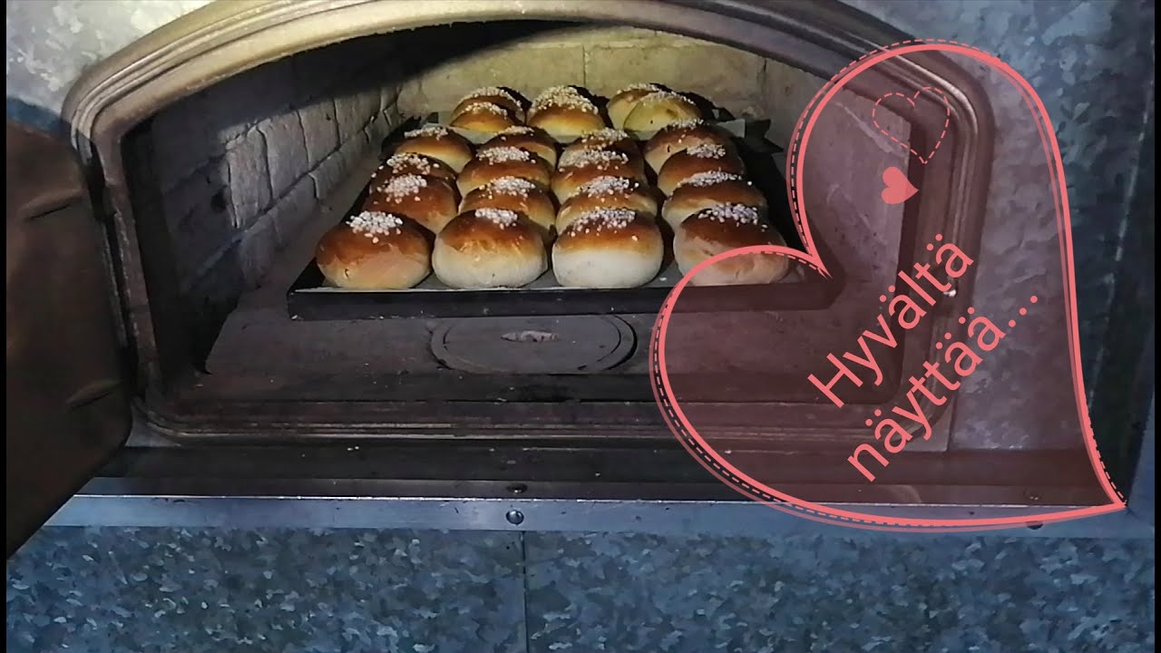 Paistetaan laskiaispullat ja omenaherkkuu