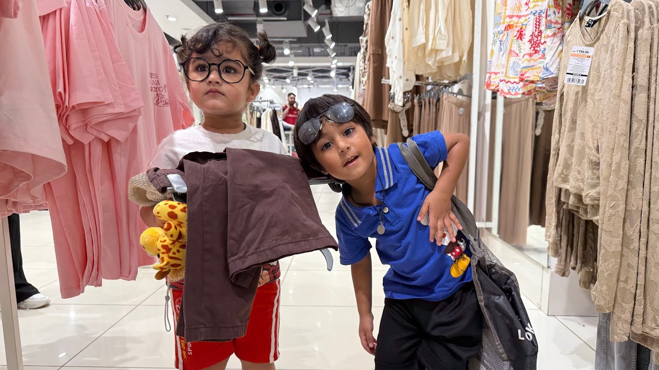 Zaid Anu Ne Ki Anniversary Shopping