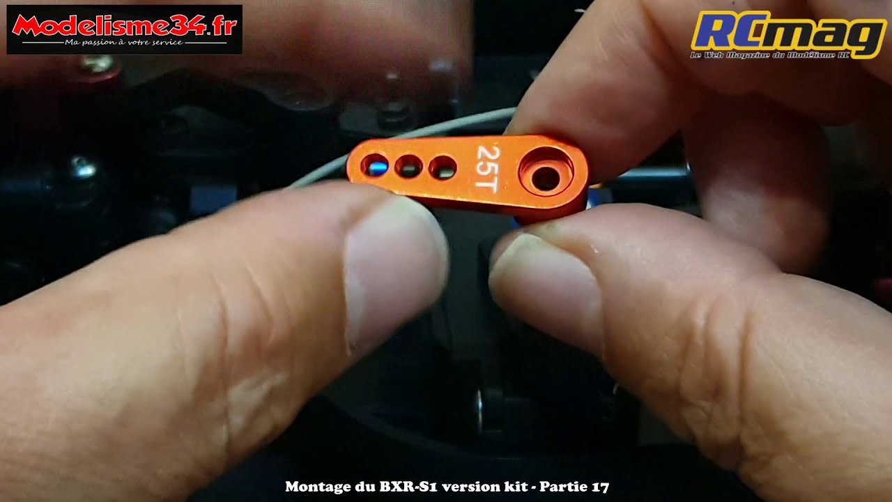 BXR-S1 Montage partie 17 - Montage de la commande de direction et des barres anti roulis