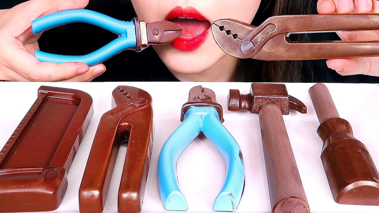 ASMR EDIBLE TOOLS CHOCOLATE 먹는공구 초콜릿 먹방 咀嚼音 工具チョコレート MOST POPULAR FOOD MUKBANG NO TALKING EATING