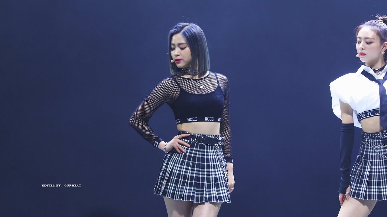 200130 ITZY 류진 직캠 [4K] ICY+달라달라 있지 RYUJIN FANCAM @SMA
