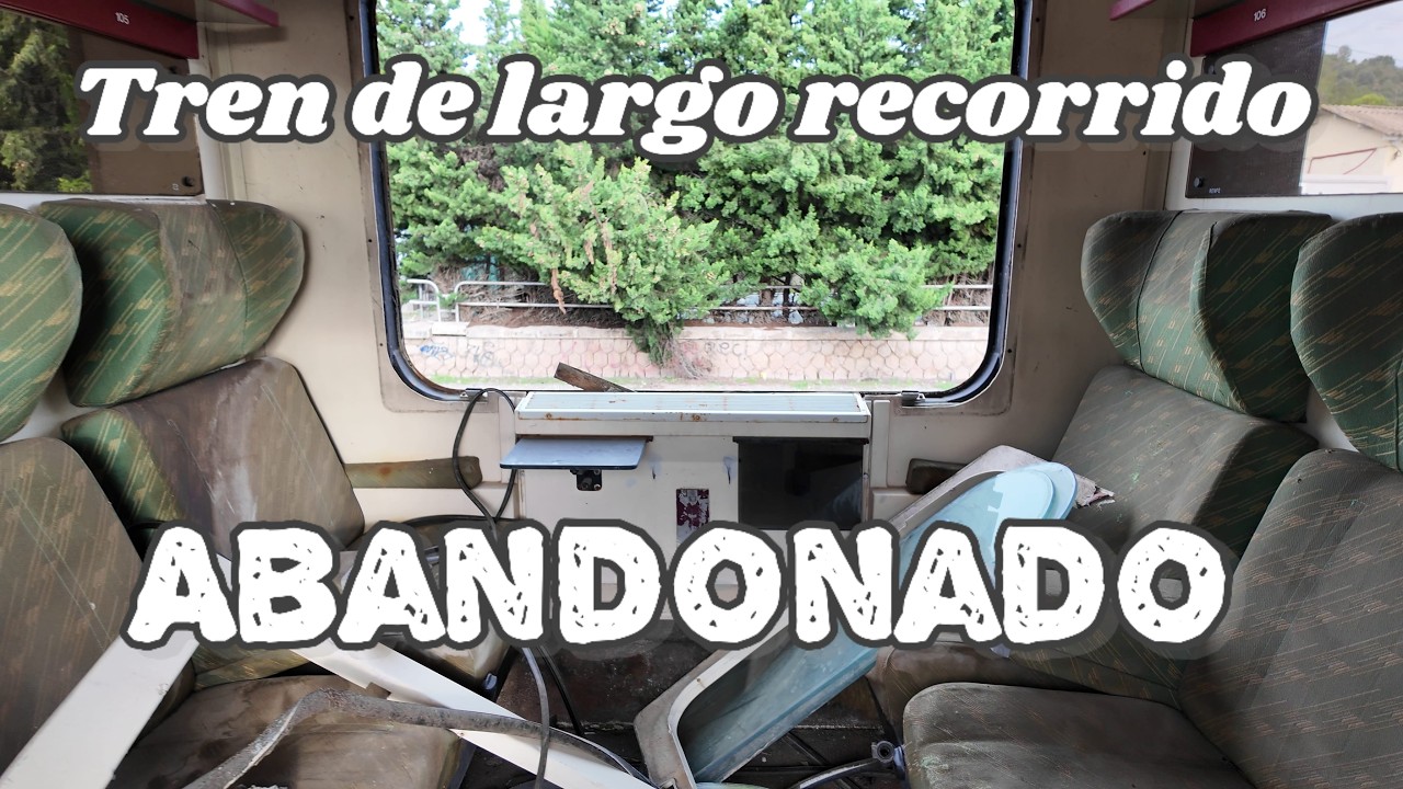 EXPLORACIÓN : ESTACIÓN Y VAGONES DE TREN ABANDONADOS