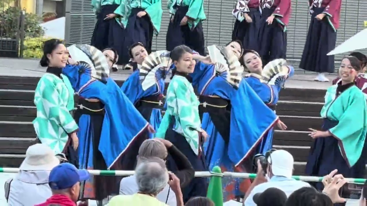 にっぽんど真ん中祭り2025  2日目　名古屋大学快踊乱舞　名古屋駅前JRタワーズガーデン会場