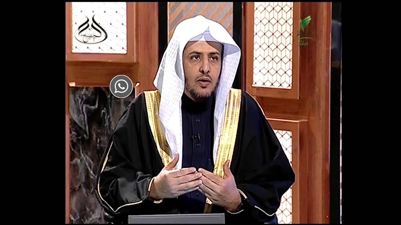 هل تصح الصلاة إذا كان امام المصلي مرآة أو صورة إنسان