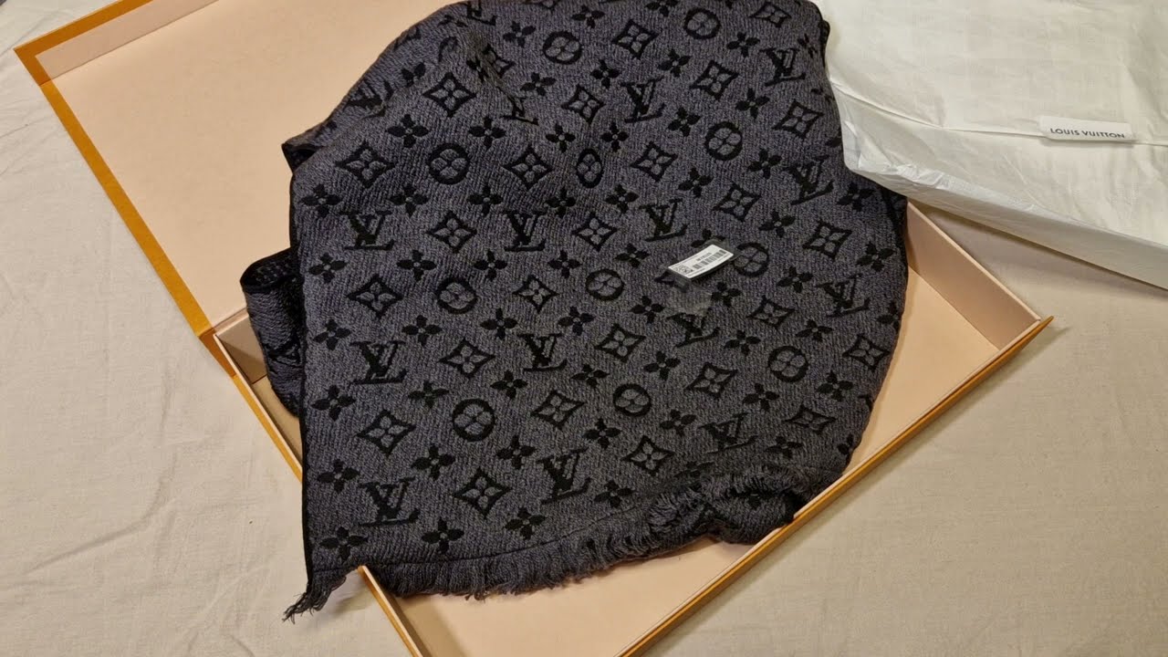 Mens Louis Vuitton Monogram Classic Scarf Charcoal Grey Wool unboxing and review