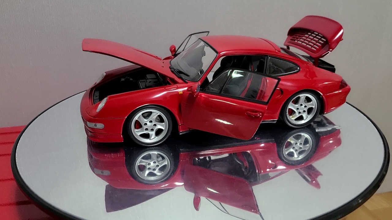 UT models 1/18 Porsche 993 Turbo S  (Red)