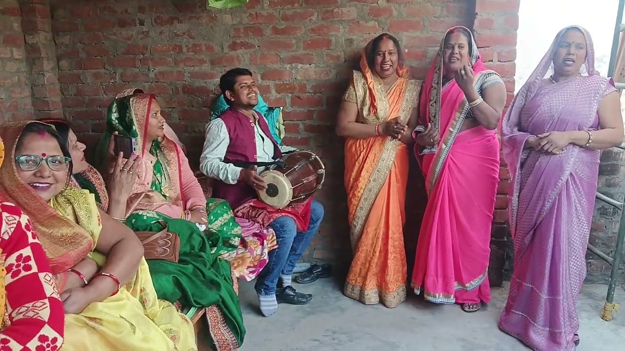 धमाकेदार #चुटकुला नाच गीत #हमका जाए दा बजरिया कुछ भी #बेसहीके लइबै ना  #नन्दी का बुढ़वा🌹🌷💐