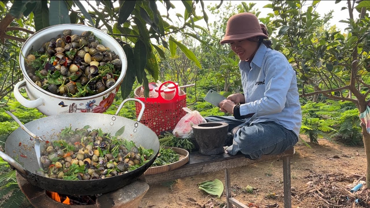 មិនដែលសោះ ធ្លាប់តែញ៉ាំលៀសឆាល ថ្ងៃនេះ ឆាលៀសញ៉ាំម្តង រស់ជាតិម៉ិចដែរ