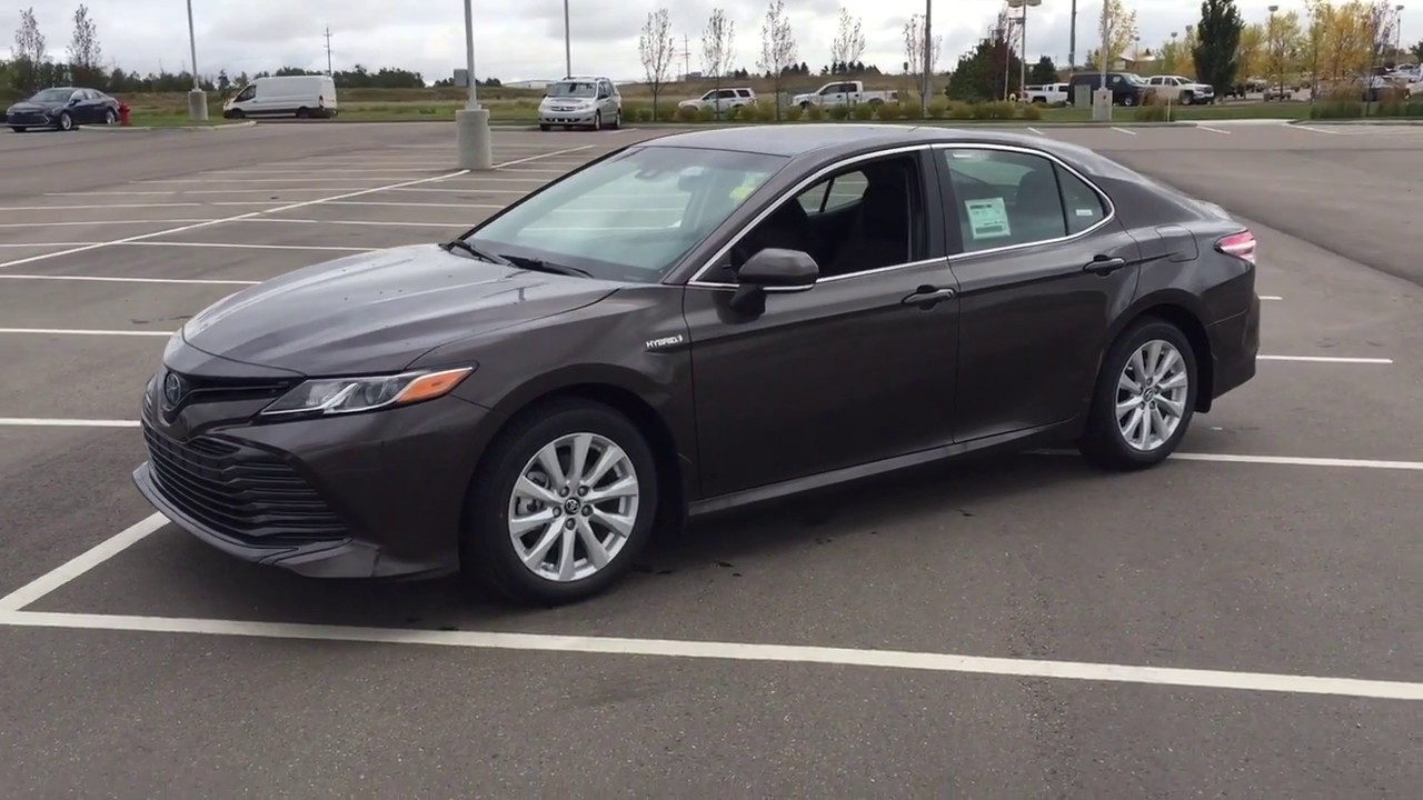 2018 Toyota Camry LE Hybrid